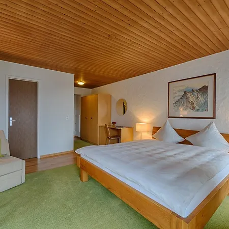 Neuhaus Golf- & Strandhotel 3*