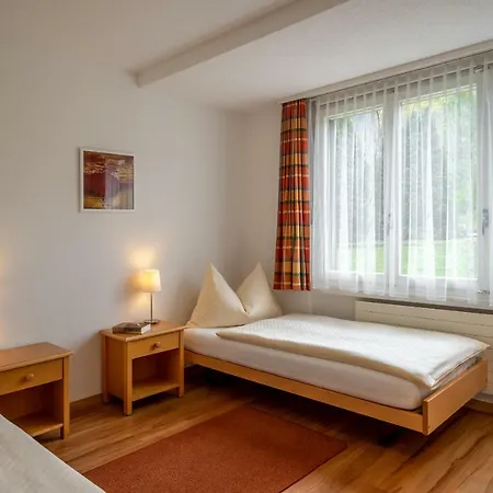 Neuhaus Golf- & Strandhotel Hotel Unterseen